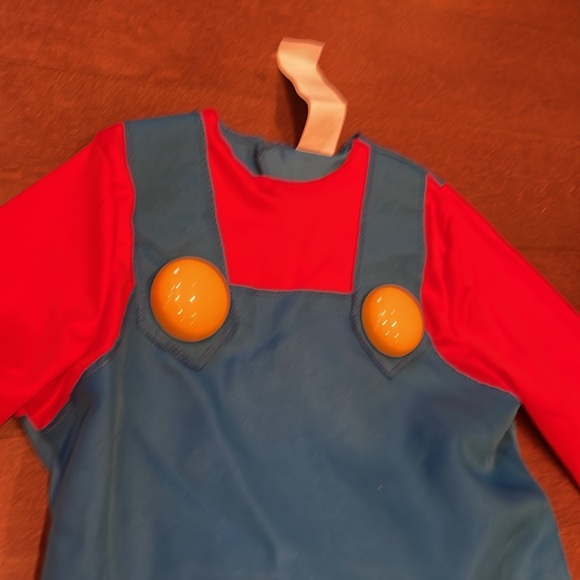 Super Mario Costume - Picture 2 of 6